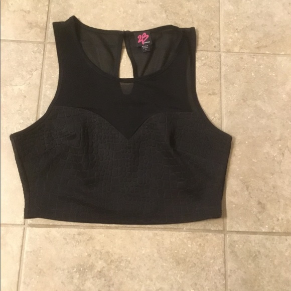 2B Bebe Tops - Bebe 2B Black Mesh Reptile Crop Top Small